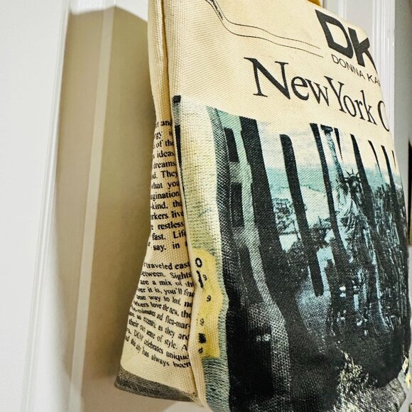 VNT DKNY Donna Karan New York City Sidewalks Landscape Canvas Tote, (NWOT) - Picture 5 of 16